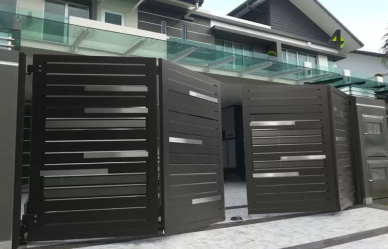 Cortinas Automatizadas, Conforto com muita elegância Abra, feche e monitore portões de sua Casa Inteligente
